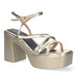 045-Oro_0.jpg