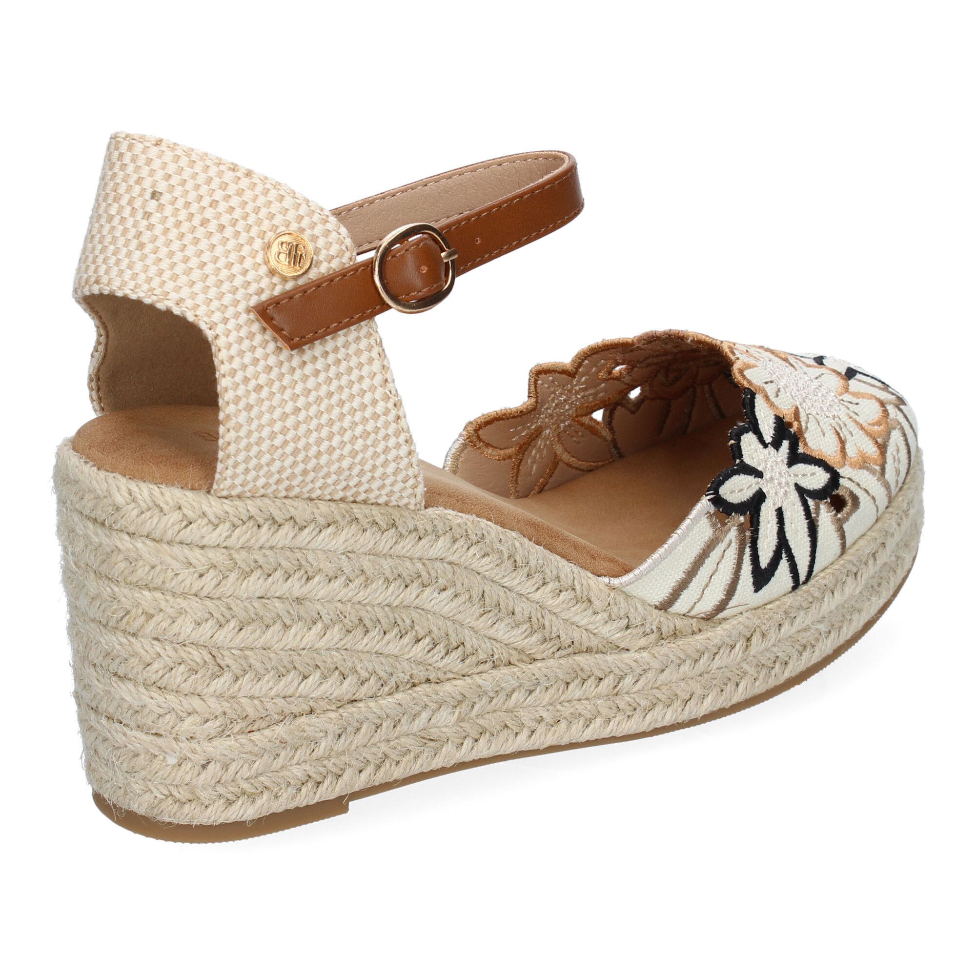 CF-3420-Camel_3.jpg