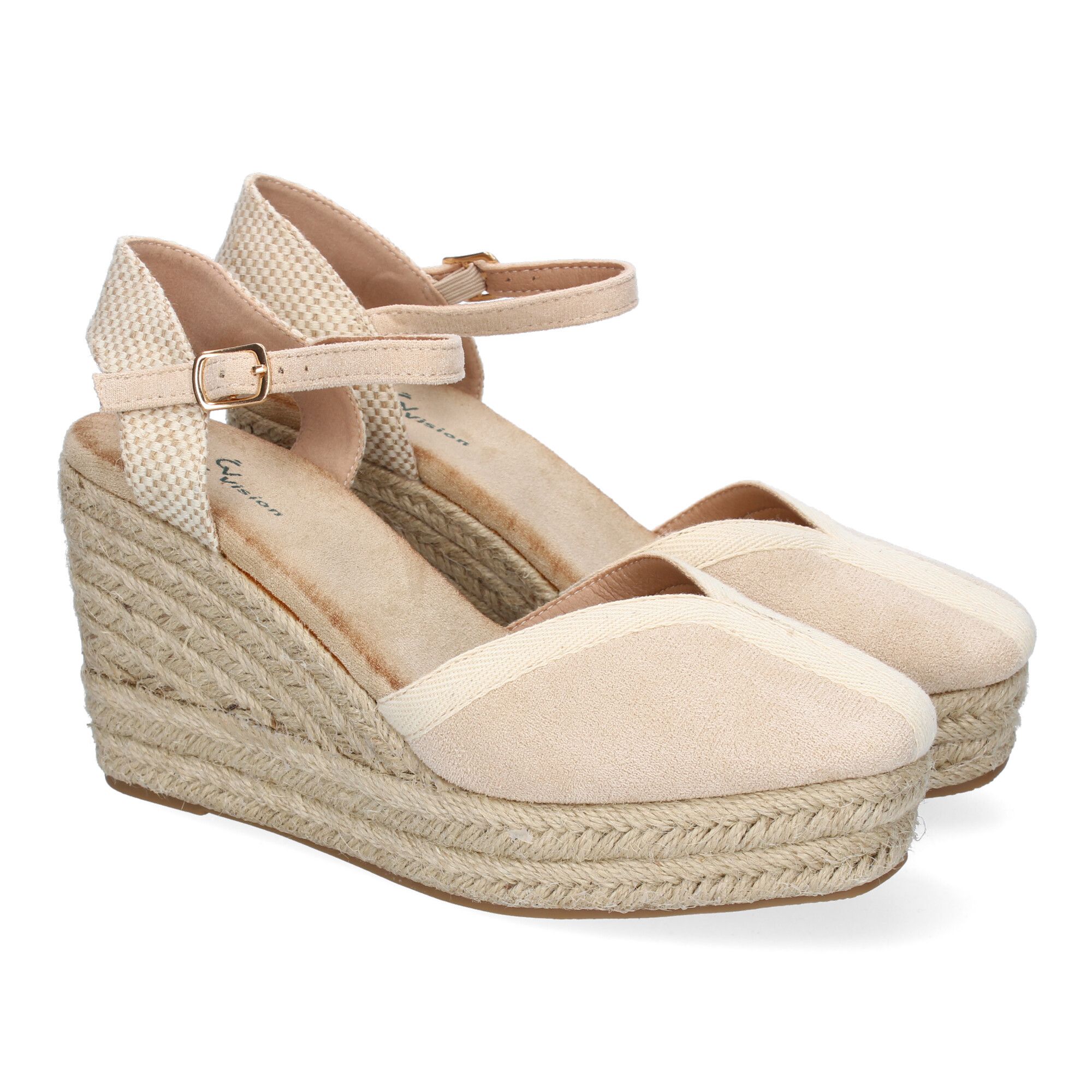 TF3395-Beige_0.jpg Sandalias de Cuñas de punta fina pala decorada color beige TF3395