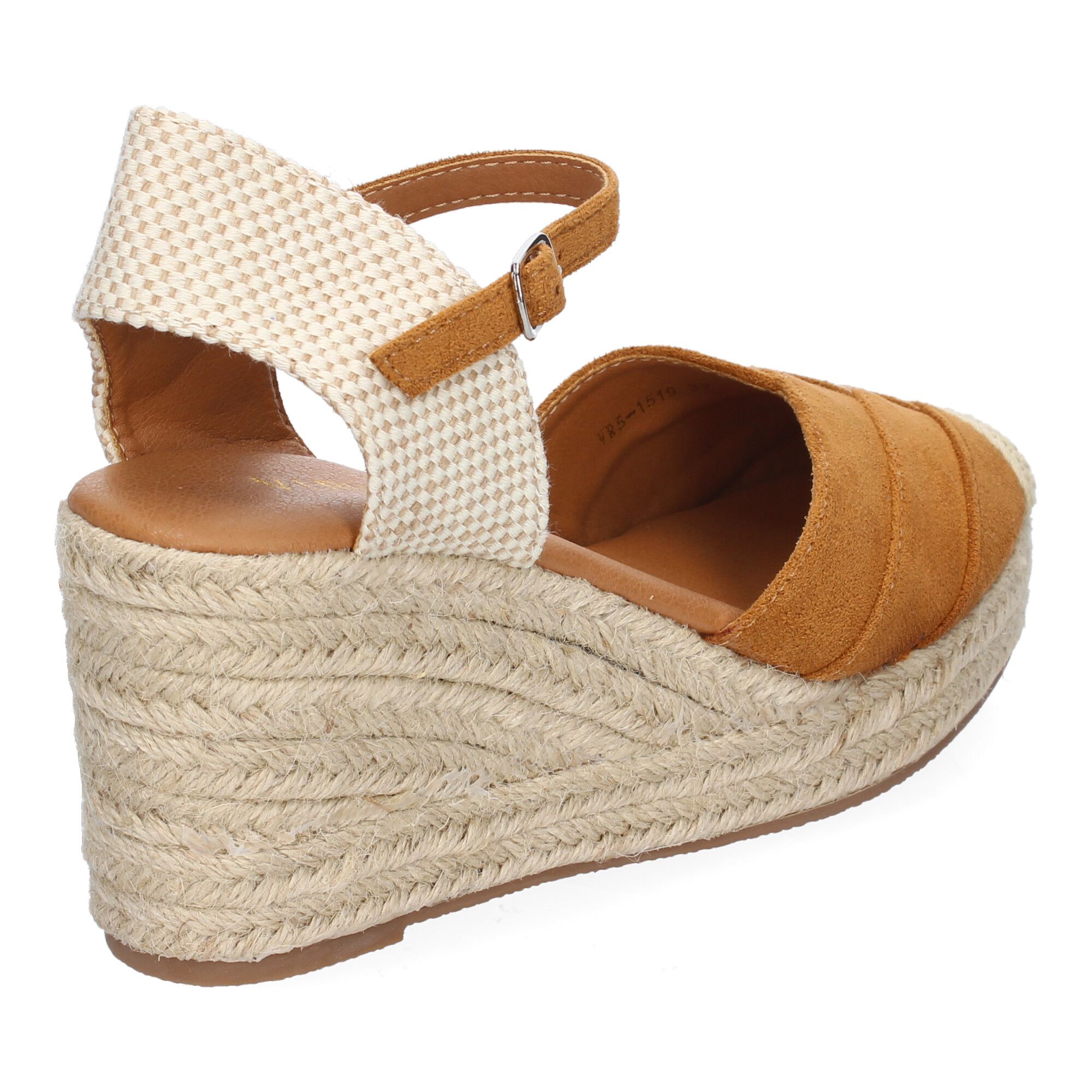 VR5-1519-Camel_3.jpg